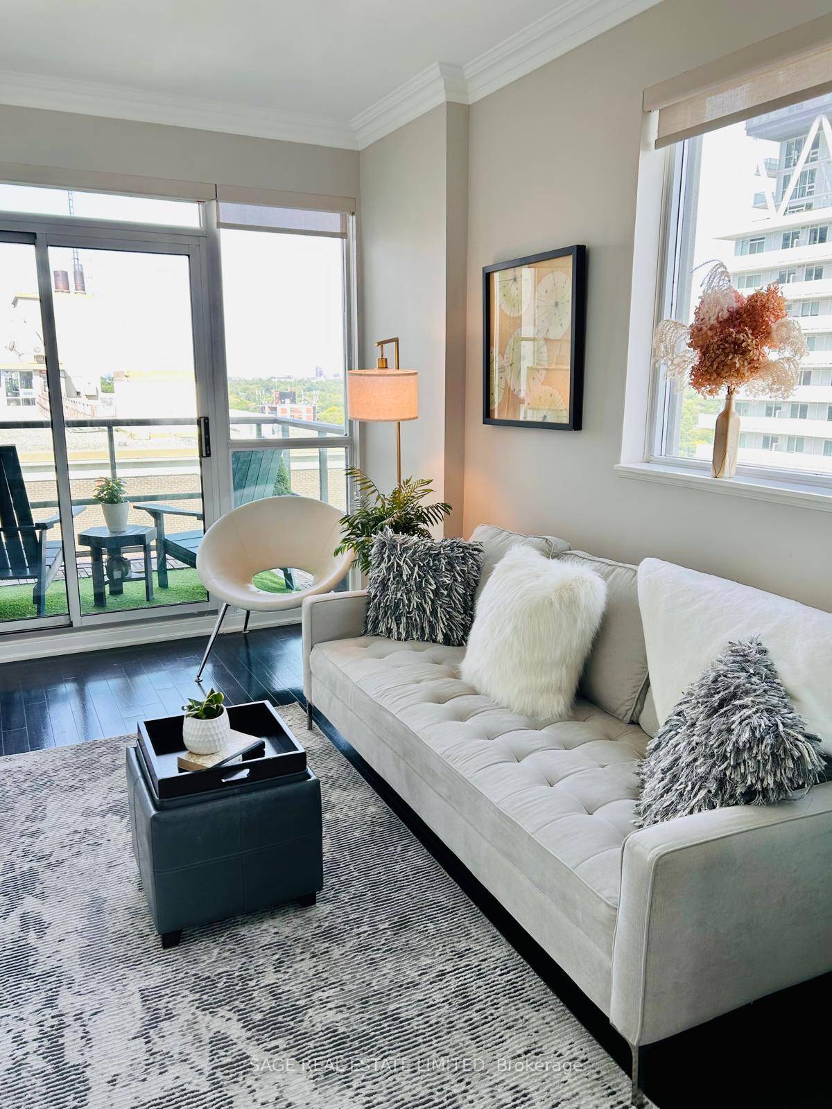 Welcome to Penthouse 5 at 88 Broadway, where elegance and style meet location.