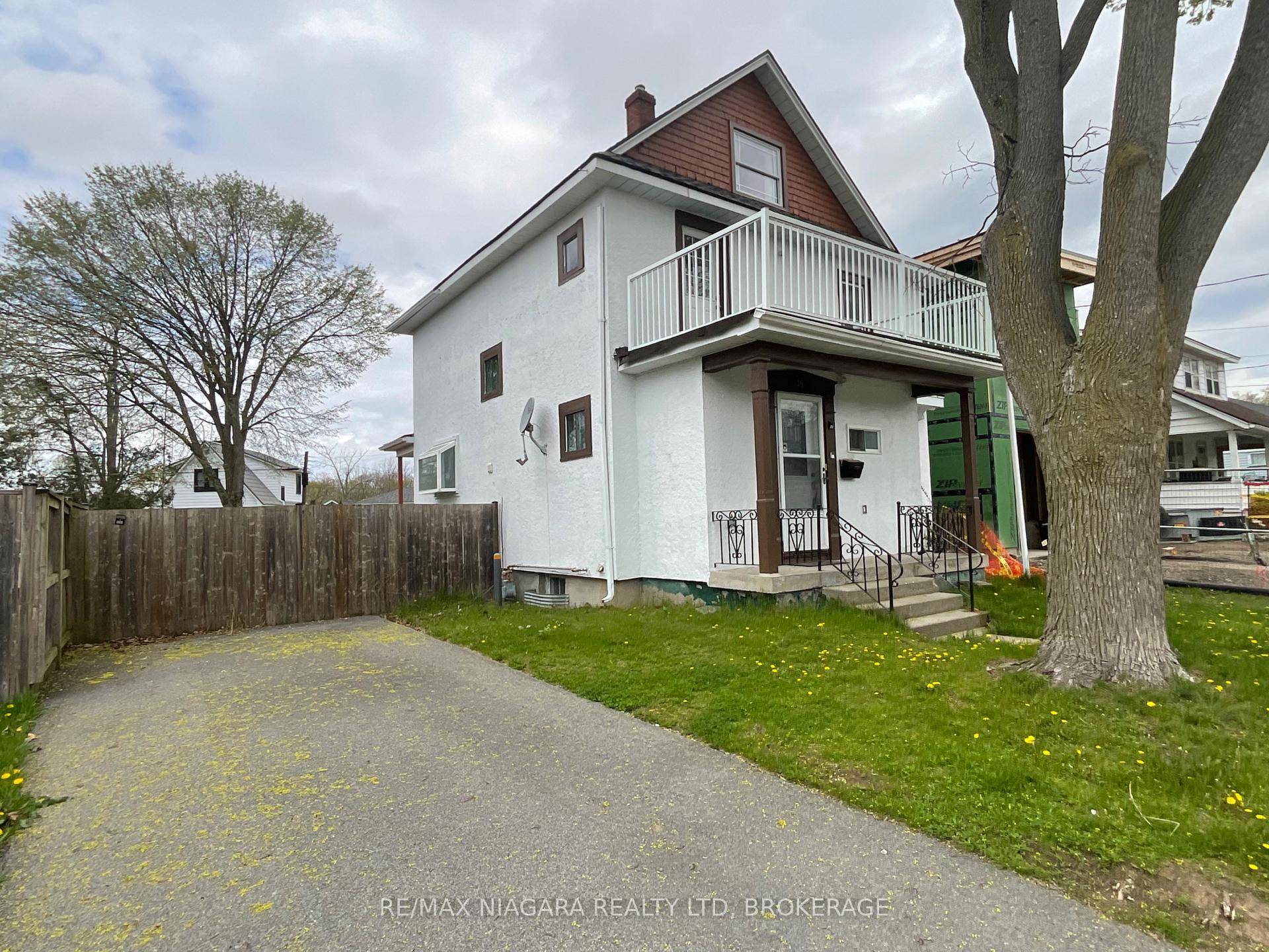 Fully Renovated 4 Bedroom 2 Bathroom 2.