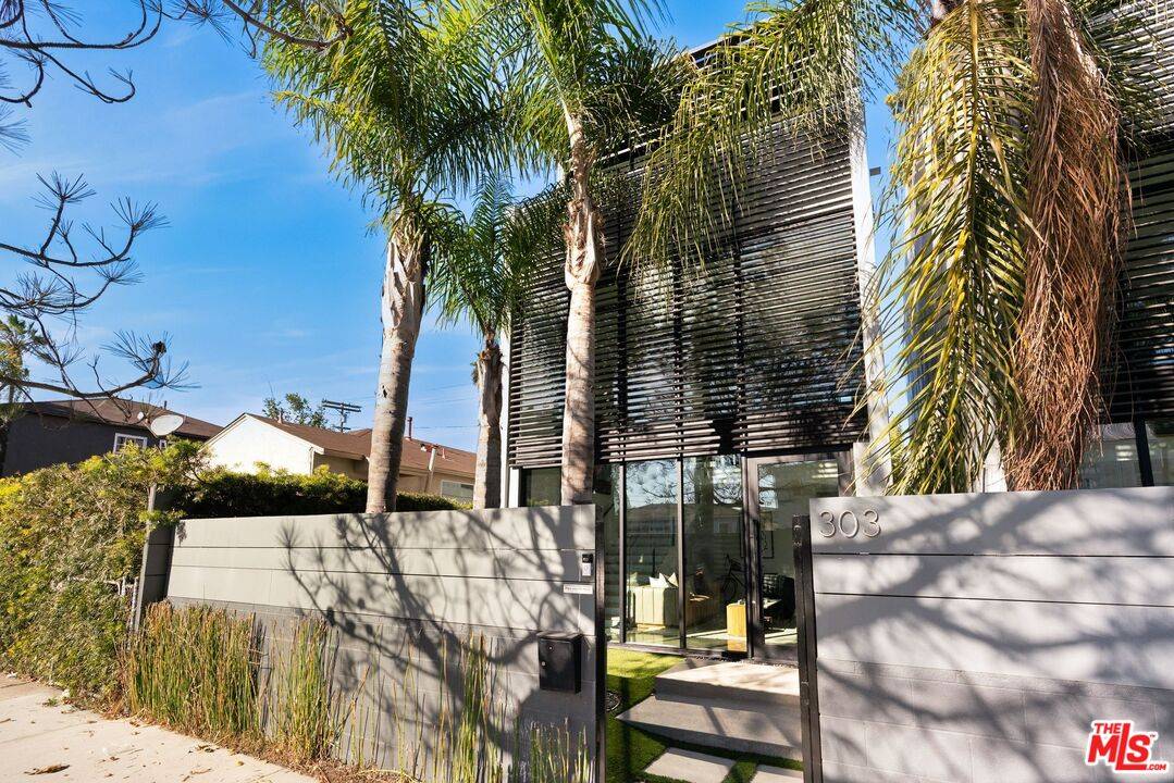 303 Venice Way 3BR Marina Del Rey La