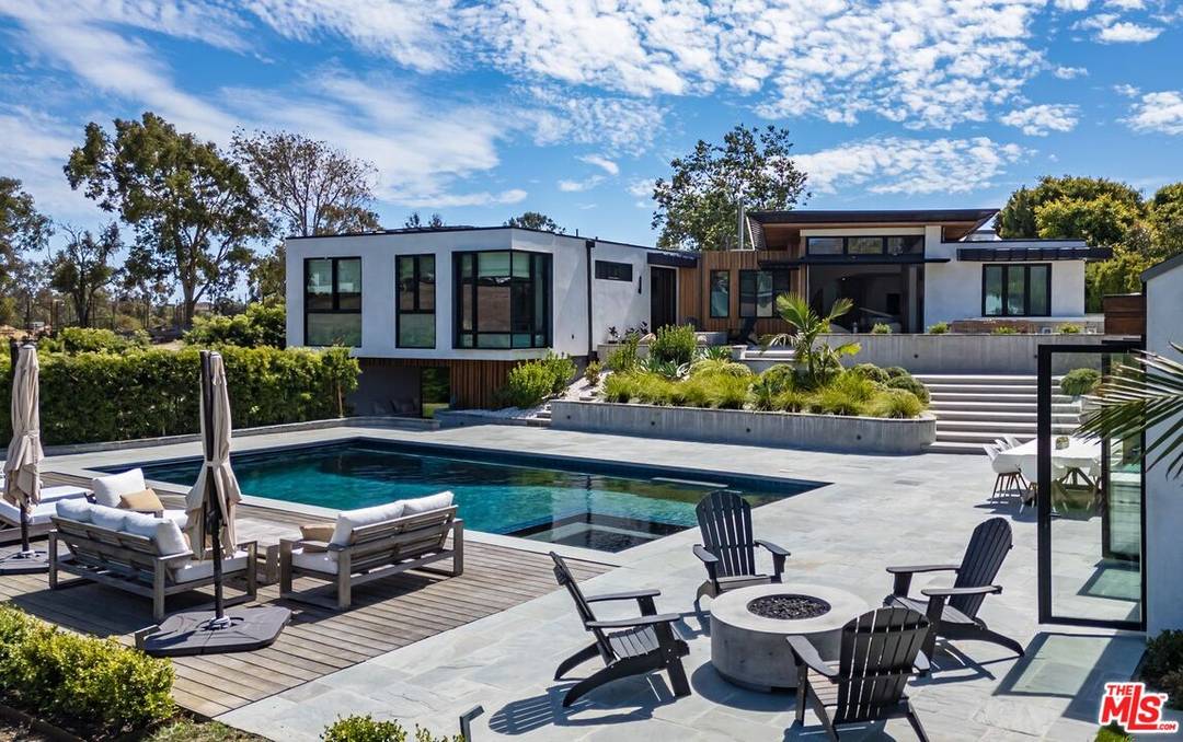 29201   Larkspur Ln 7BR Malibu La