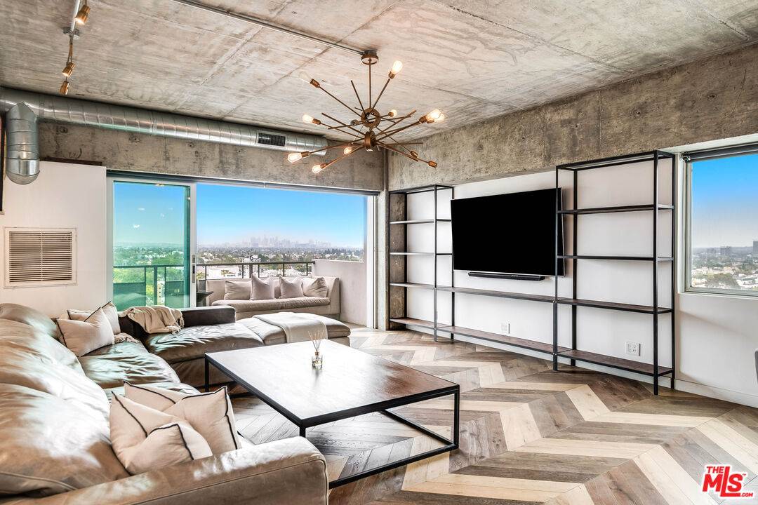 1155 N La Cienega Blvd 2BR Sunset Strip La