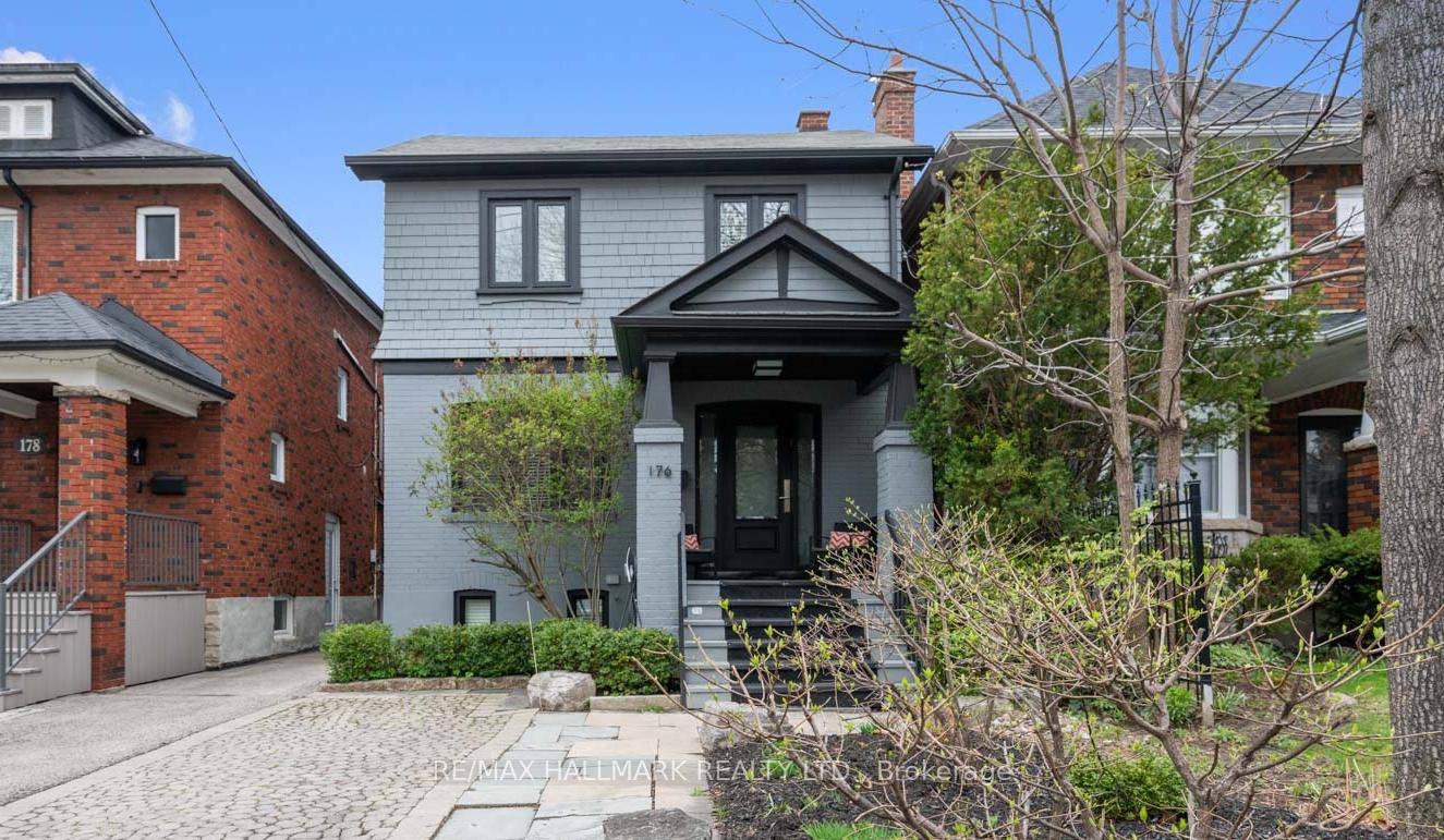 Welcome to this stunning family home in Lawrence Park North, perfectly situated within the coveted John Wanless Public School 2 short blocks and Lawrence Park Collegiate districts.