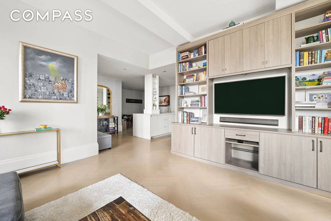 Welcome to an extraordinary residence nestled where Wall Street meets the Seaport, and where sophistication meets modern living.