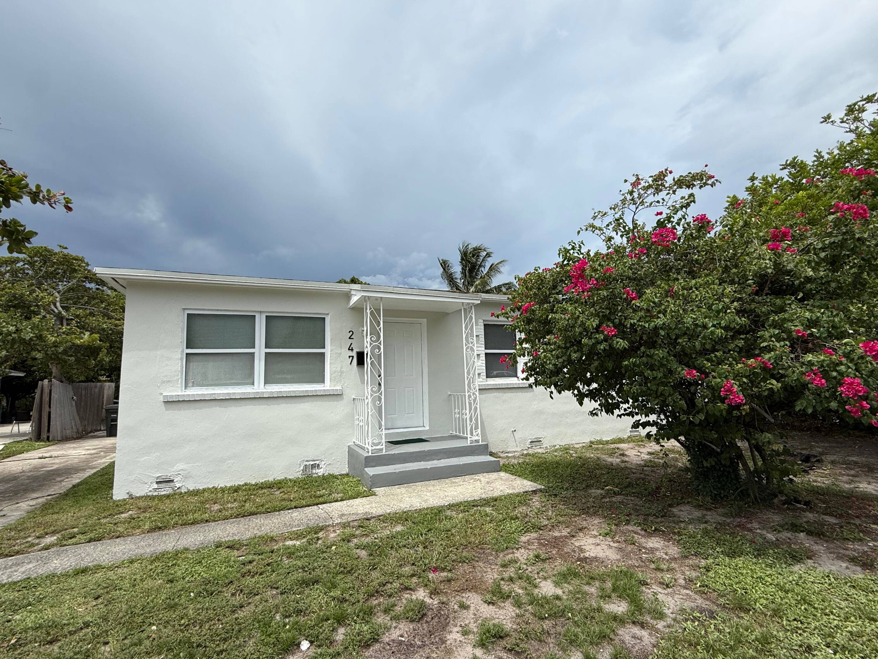 Charming and move in ready 3 bed, 1 bath home ideally located just minutes from the intracoastal, beaches, shopping, and dining.