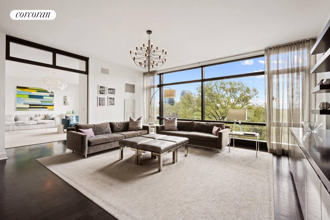 This spacious and stunning apartment in Peter Marino's distinguished 170 East End Avenue condominium occupies a foot print equal to two three bedroom apartments on other levels.