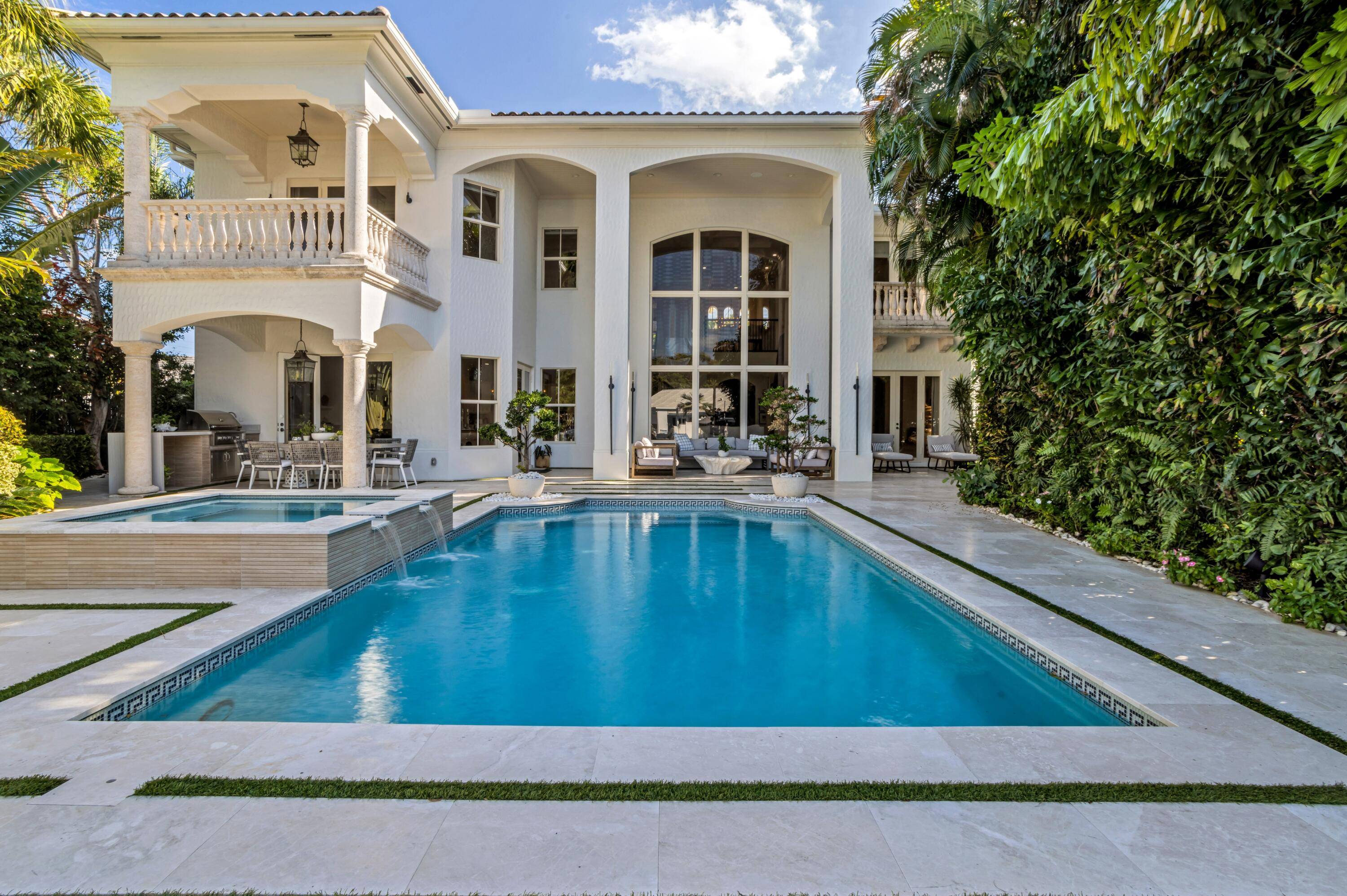 Remastered prime corner Lake Rogers Isle Deepwater estate.