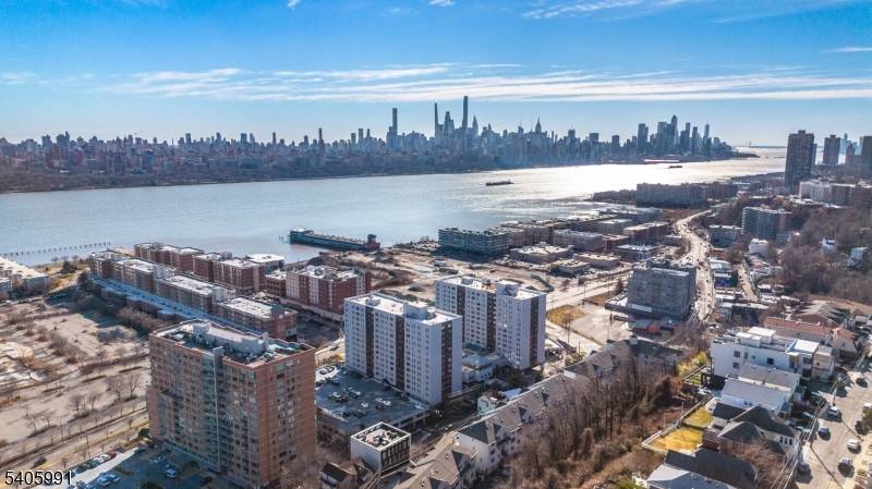 This beautifully renovated 2 bedroom, 2 1 2 bath condominium in Legend Hills offers the perfect blend of modern comfort and convenience.