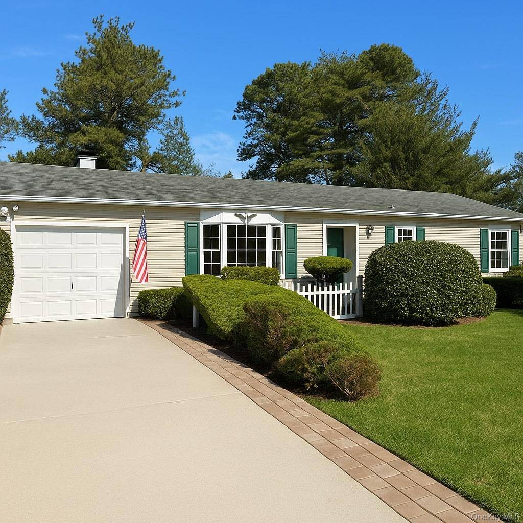 Discover this inviting 3 bedroom ranch in Manorville, offering comfortable living.