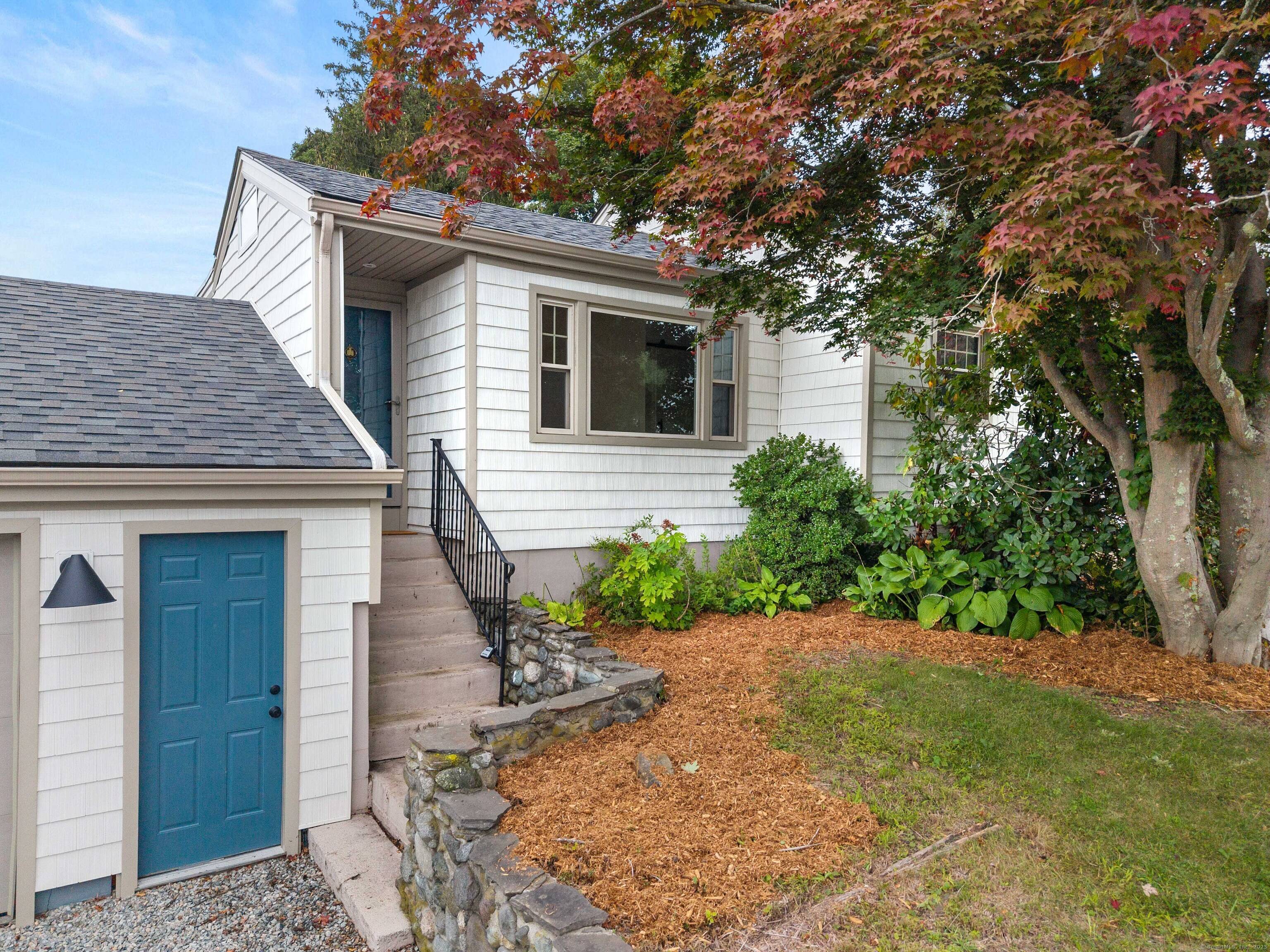 This is the one you've been waiting for Renovated in 2024 with professional craftsmanship by licensed contractors this 3 bed, 2 bath ranch in Mystic's sought after Seaport Heights neighborhood ...