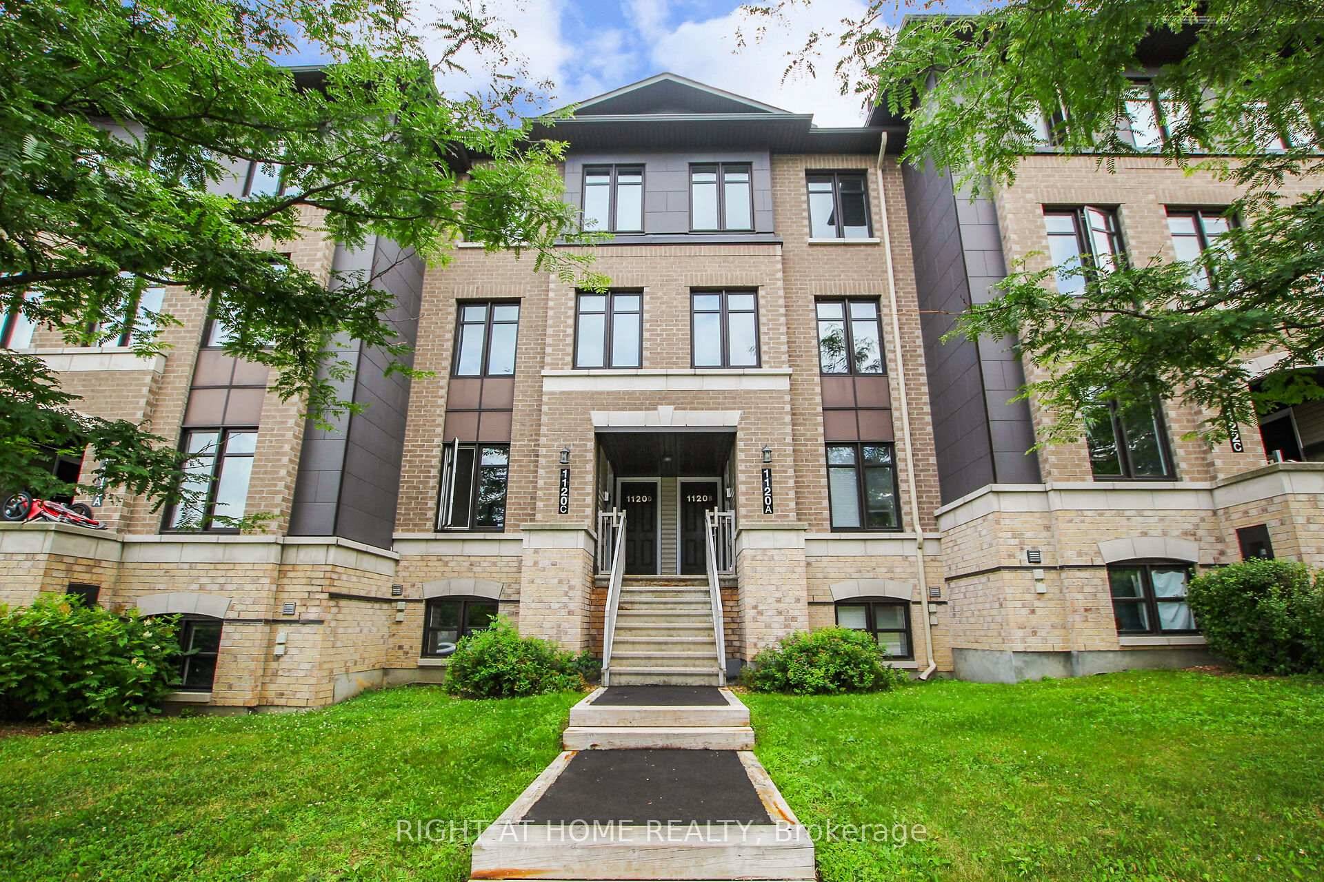 Welcome to 1120B Klondike Rd !