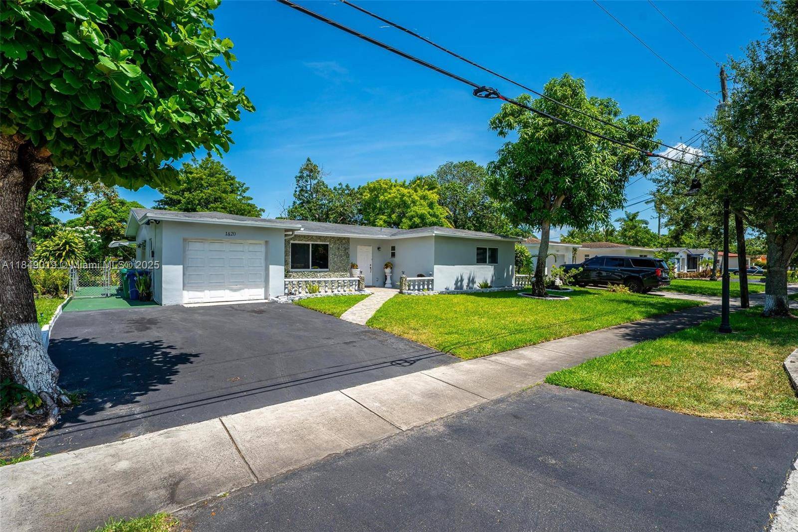 Discover comfort and style in this beautifully updated 3 bed, 2 bath home in the heart of Lauderhill.