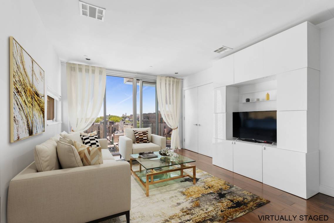 On The Park ! This sunny alcove studio condo used as a one bedroom, with floor to ceiling windows, private outdoor space, and in unit washer dryer is just the ...