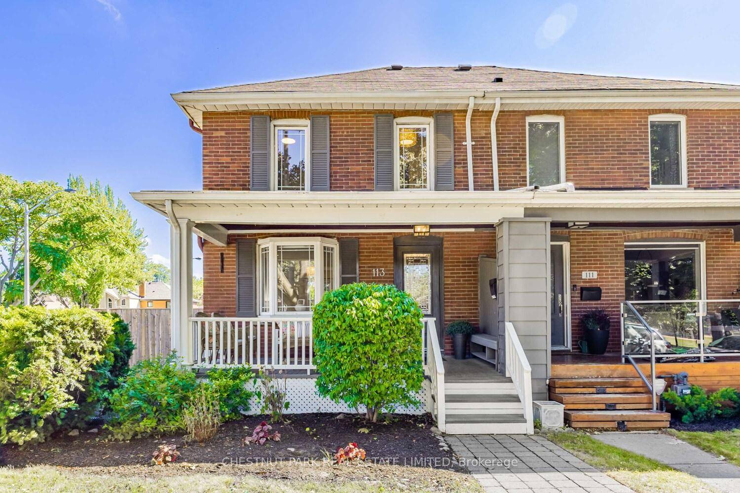 Welcome home to 113 Rumsey Road in the heart of South Leaside !