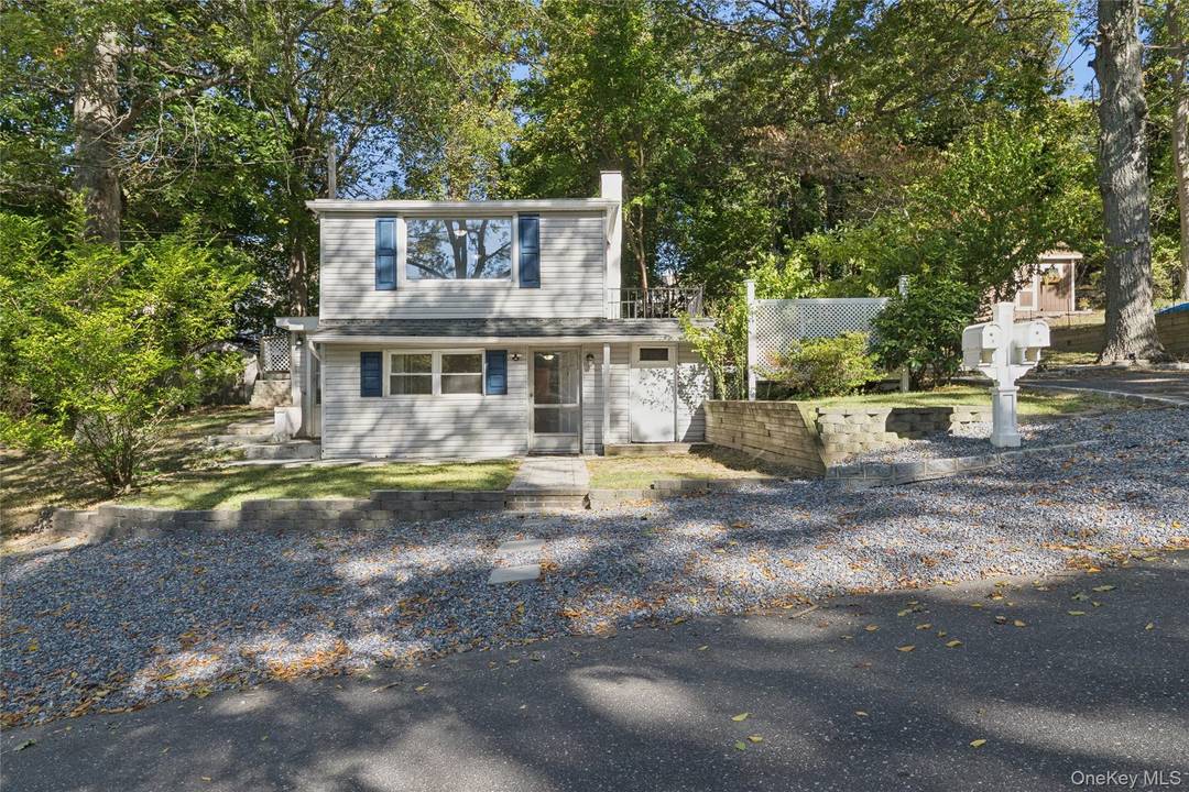 Looking for the perfect investment opportunity or a home with room for extended family ?