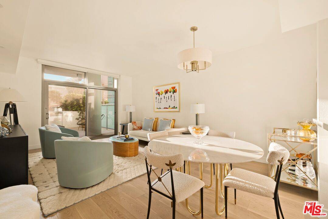 13700 Marina Pointe Dr 1BR Marina Del Rey La