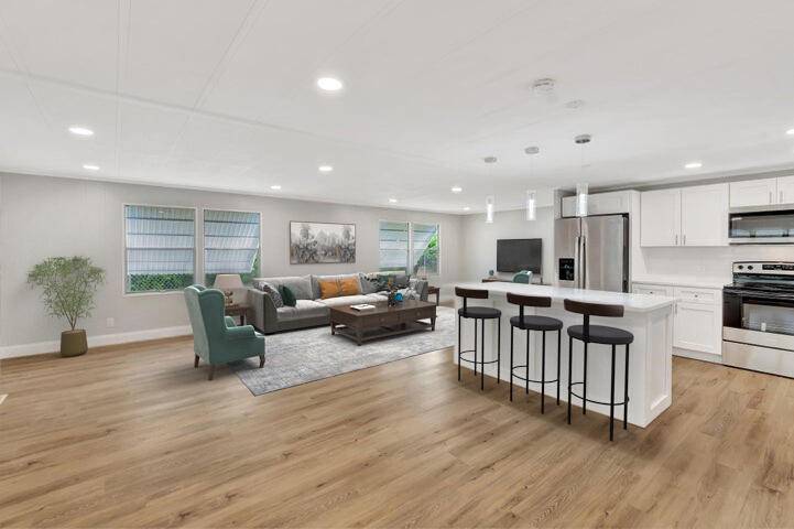MOTIVATED SELLER ! COMPLETELY UPDATED !