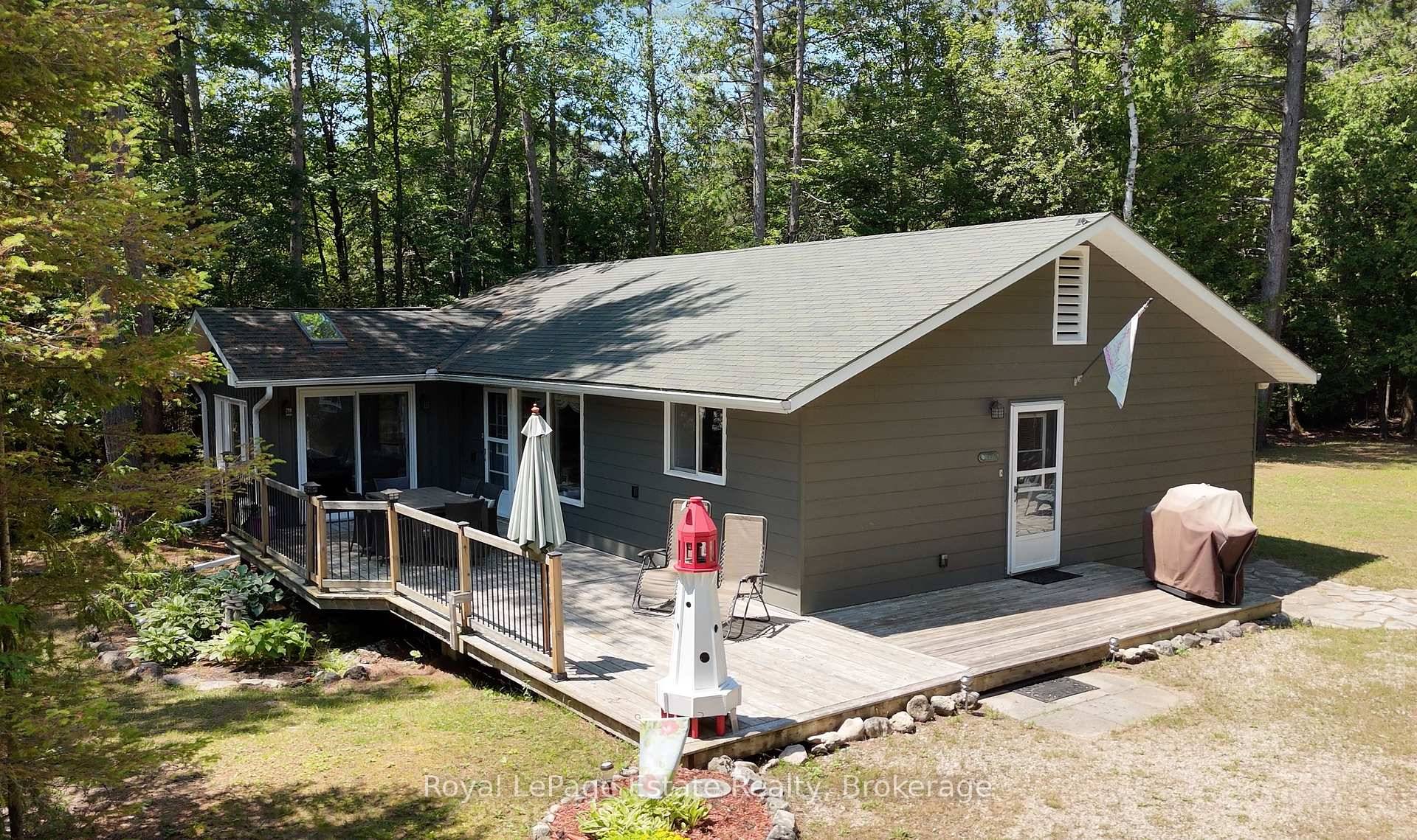 TURN KEY COTTAGE LIFE AWAITS !
