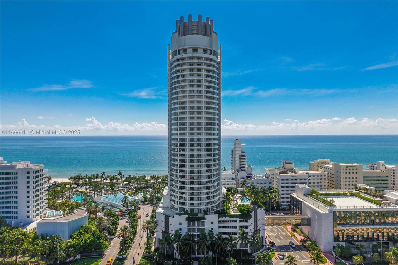 Fantastic opportunity to own a piece of paradise at the Fountainebleau Miami Beach !