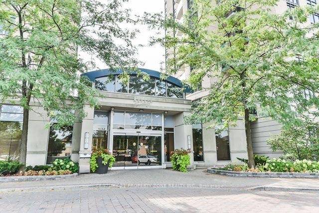 Move In Ready Penthouse Floor, 2 Bedroom 2 Bathroom Den Unit At Mondeo Springs !