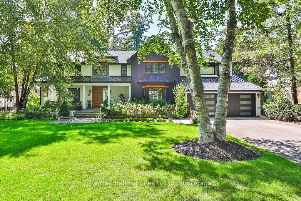 Nestled behind private gates on one of Oakville's most coveted Street of Dreams, this exceptional estate sits on a spectacular 100 x 225 ft lot and offers over 7, 500 ...