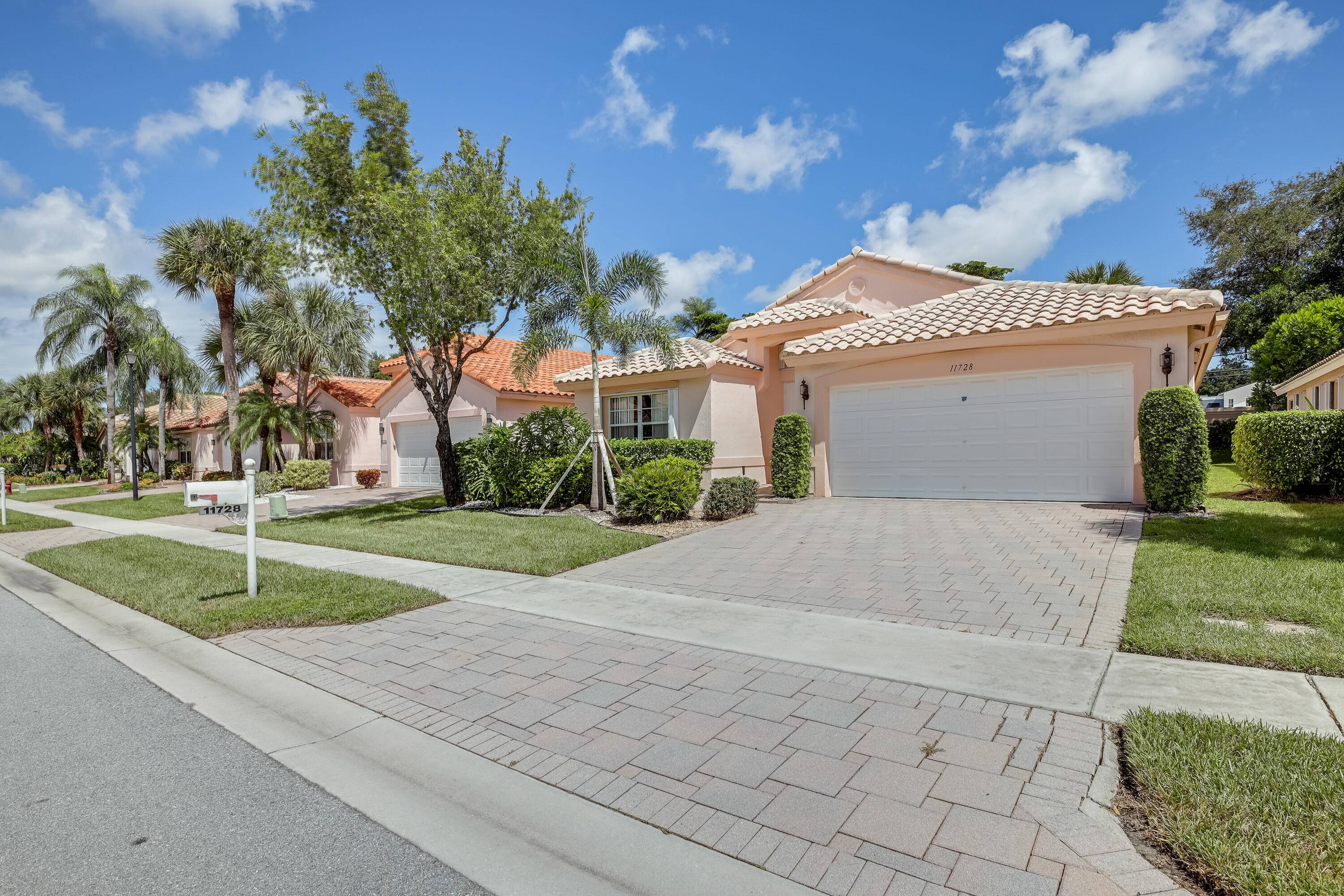 COMPLETELY EXPANDED REDONE OPEN CONCEPT FAIRFIELD MODEL.