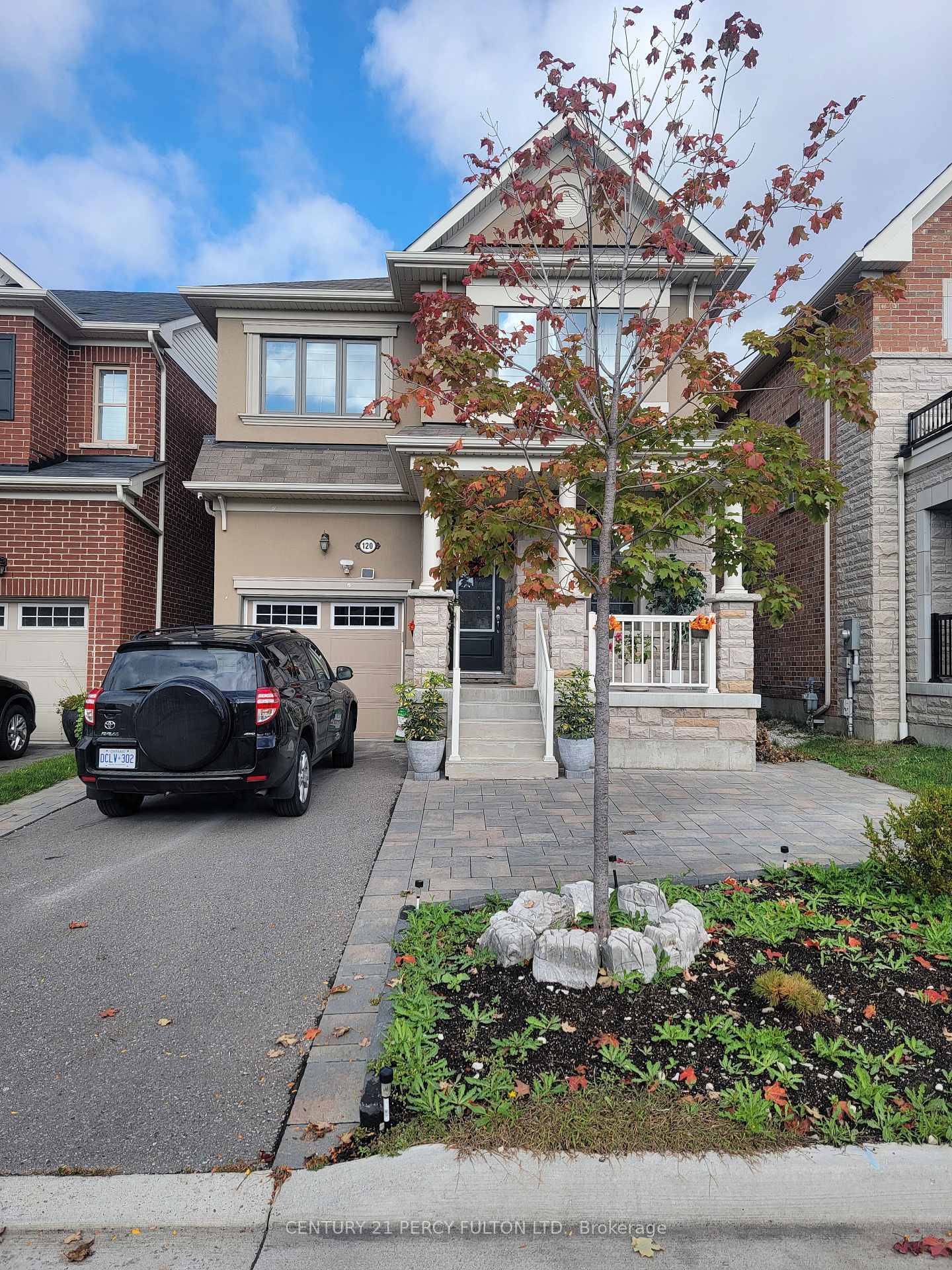 Beautifully Renovated 2 Bedroom Apartment in Whitby's Highly Desired Lynde Creek Community.