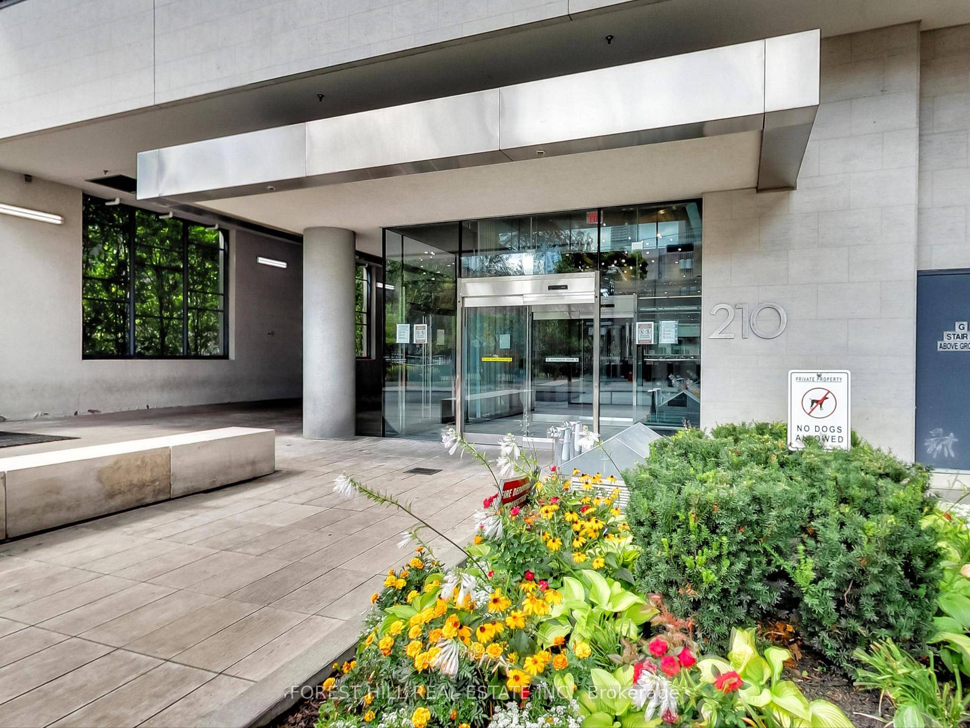 Spacious 1 Bedroom Den suite with one of the best layouts in the building !