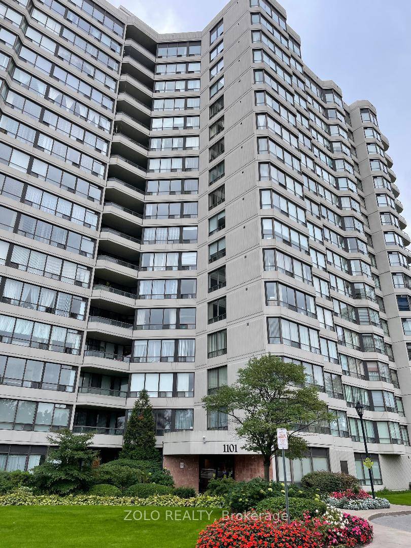 Spacious and bright 2 Bedrooms, 2 Washroom Condo In The Desired Primrose Building.