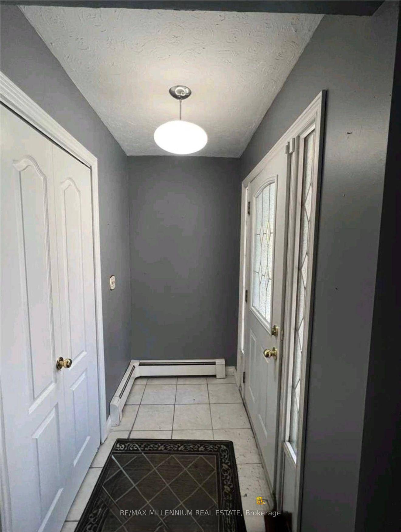 Spacious and well kept 3 bedroom, 1.