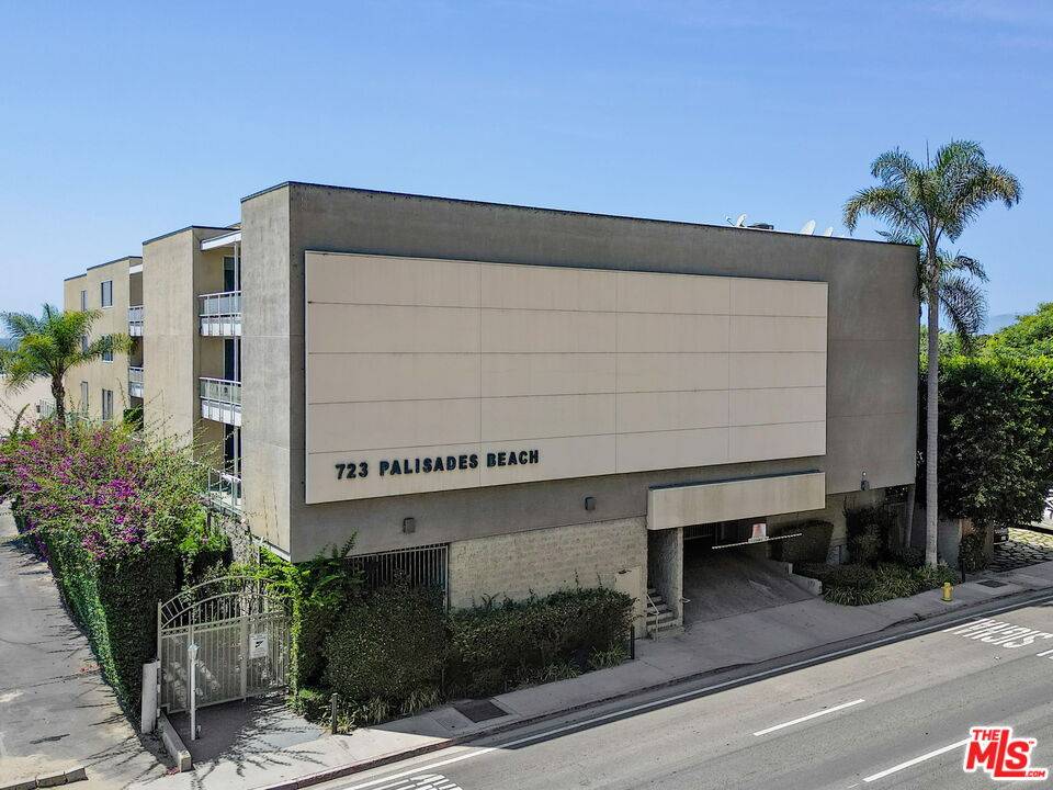 723 Palisades Beach Rd 3BR Santa Monica La