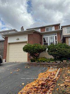 Quality Home Located In Agincourt North Community, 3 Pk Spcs, Excellent Layout, Bright And Spacious, Renovated kichen ans all washroom, fresh painting, Hardwood Flrs Thru Out Main And 2nd Flrs, ...