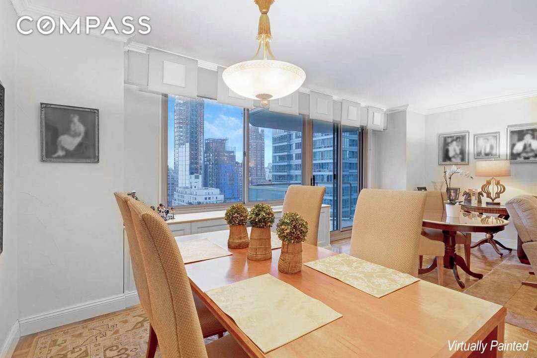 Welcome to the epitome of luxury living in the heart of Lenox Hill, at this stunning 1 bedroom, 1.