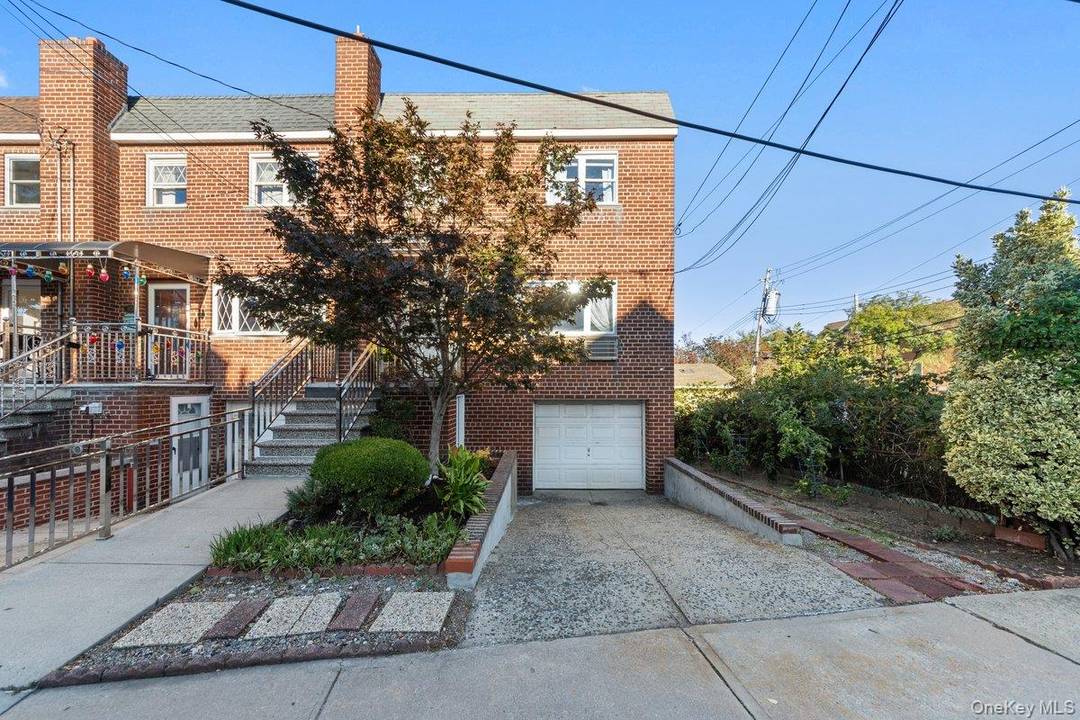 Have you been looking for that home that offers comfort amp ; convenience ?