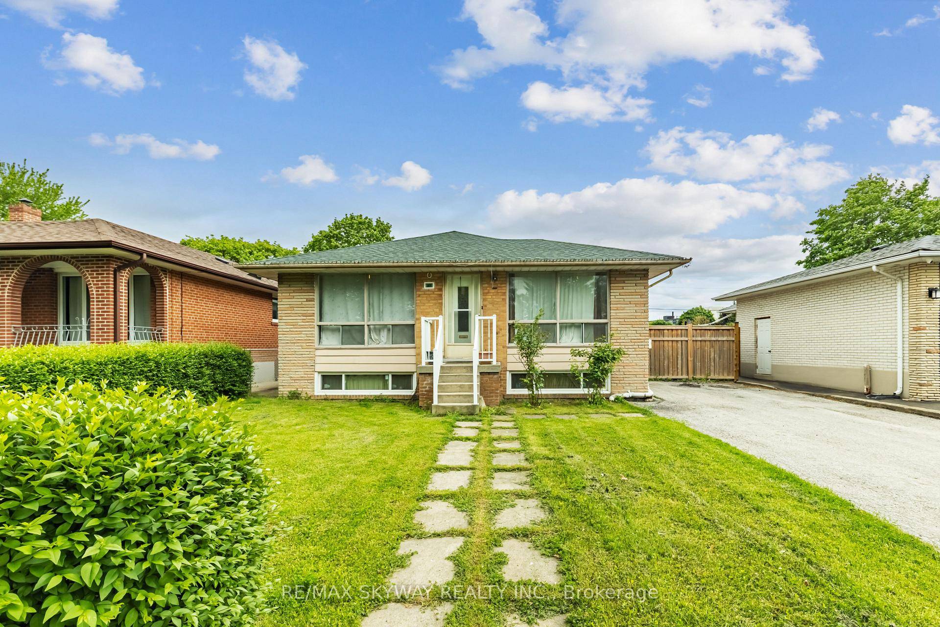 Attention Renovators, Builders, and First Time Buyers !