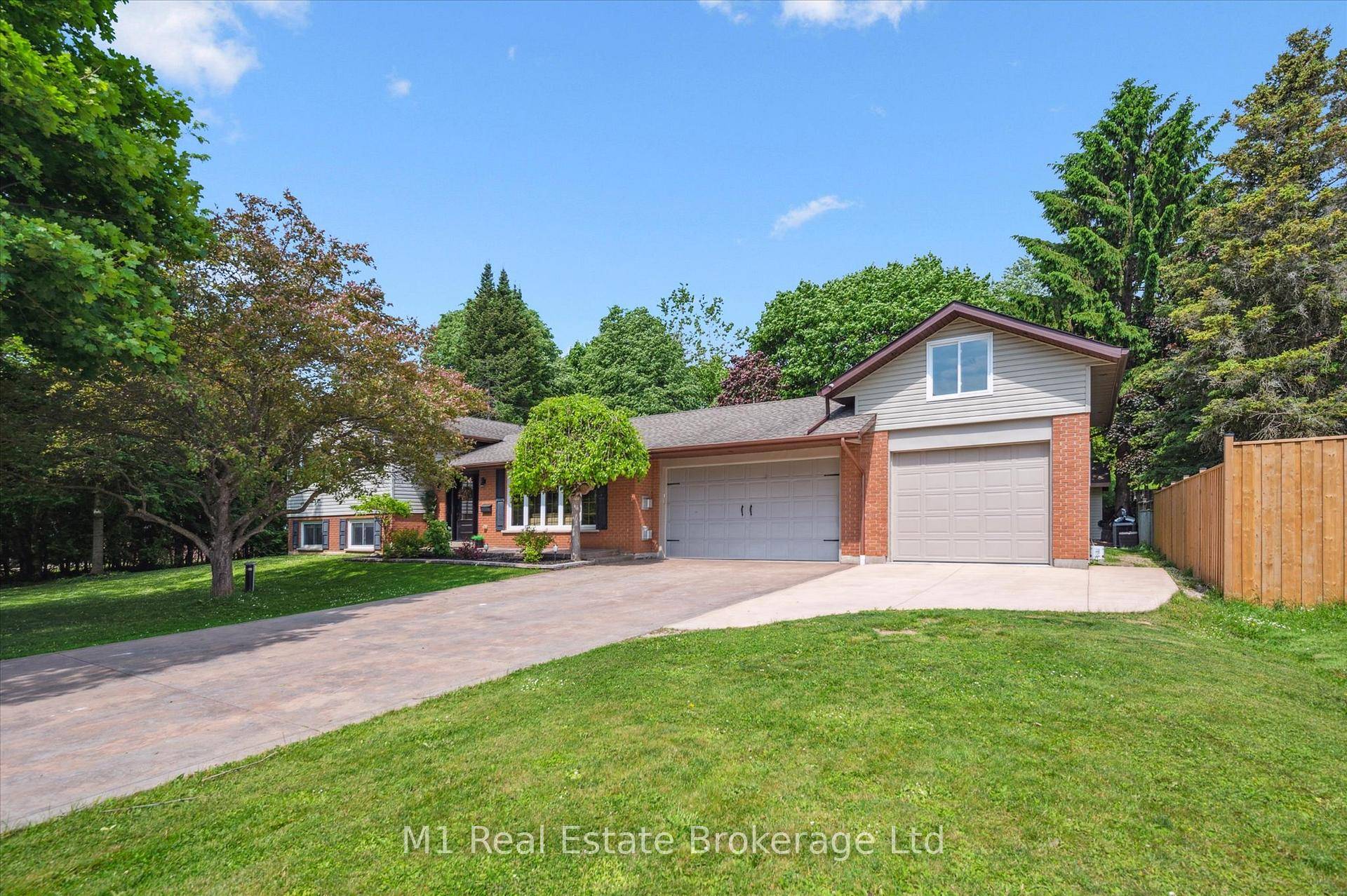 Welcome to 765 Bon Accord Street in Fergus, a meticulously maintained and thoughtfully updated home offering just under 2, 000 sq ft of finished living space.