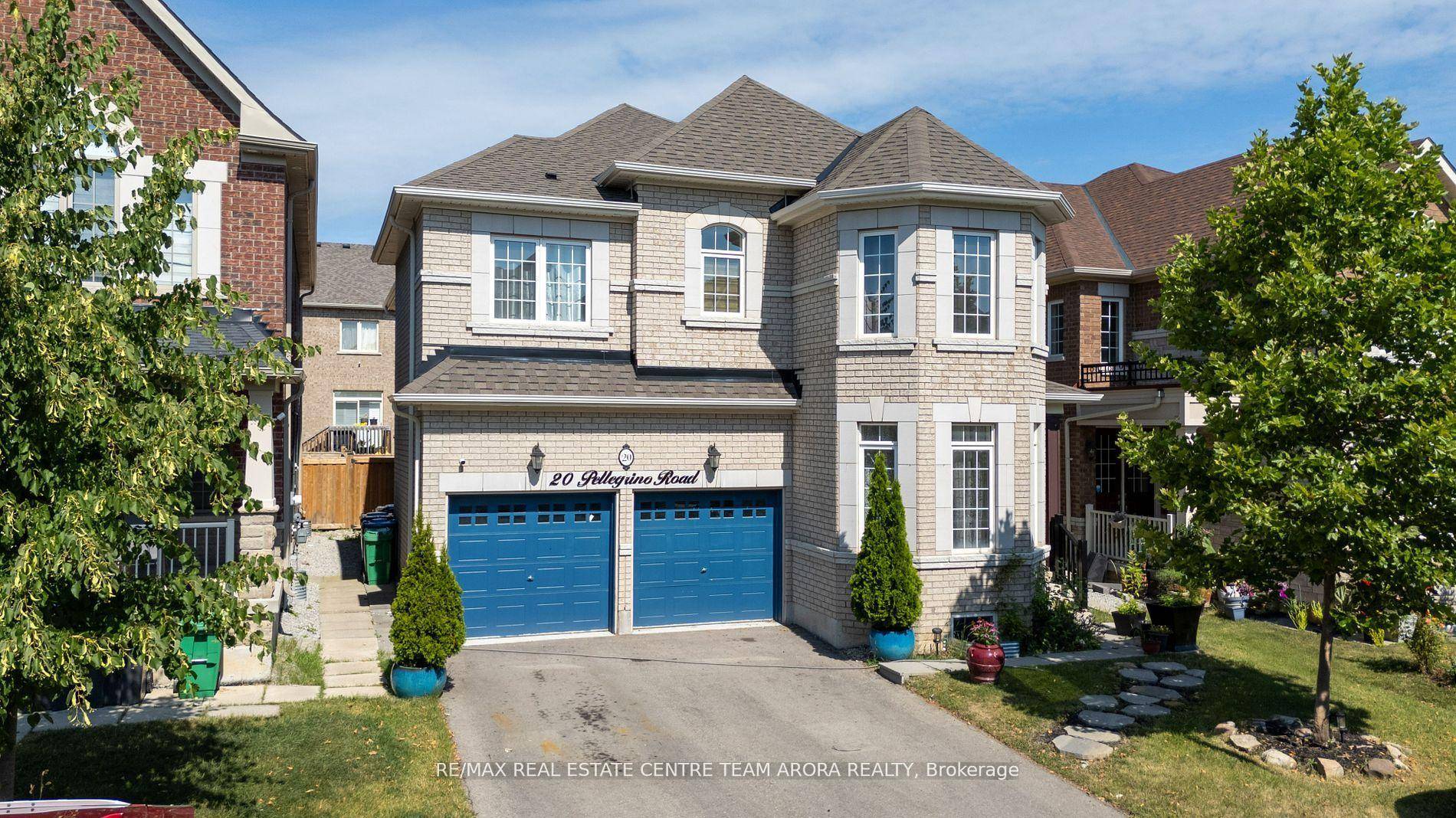 EAST FACING. LEGAL BASEMENT APARTMENT Welcome to this exquisite 4 3 bedroom detached home nestled in the desirable Northwest Brampton community !