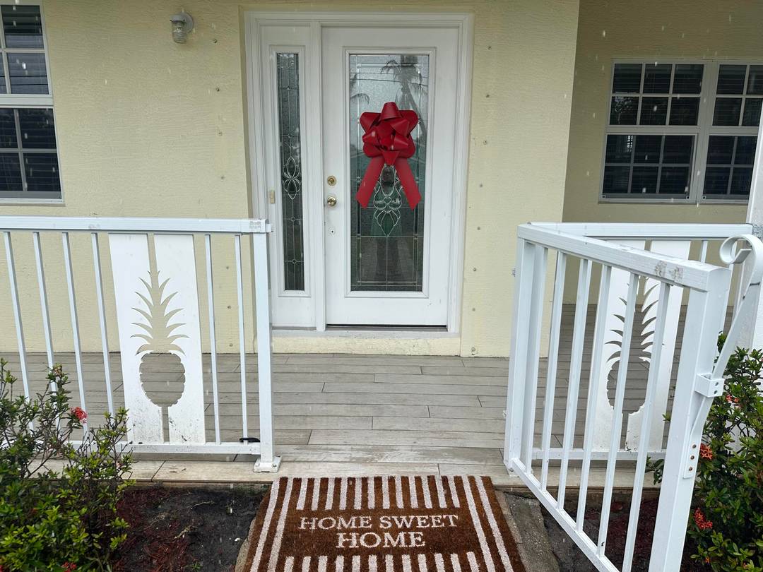 Welcome to the desirable community of Olympus in Hobe Sound, where coastal charm meets the ultimate Florida lifestyle.
