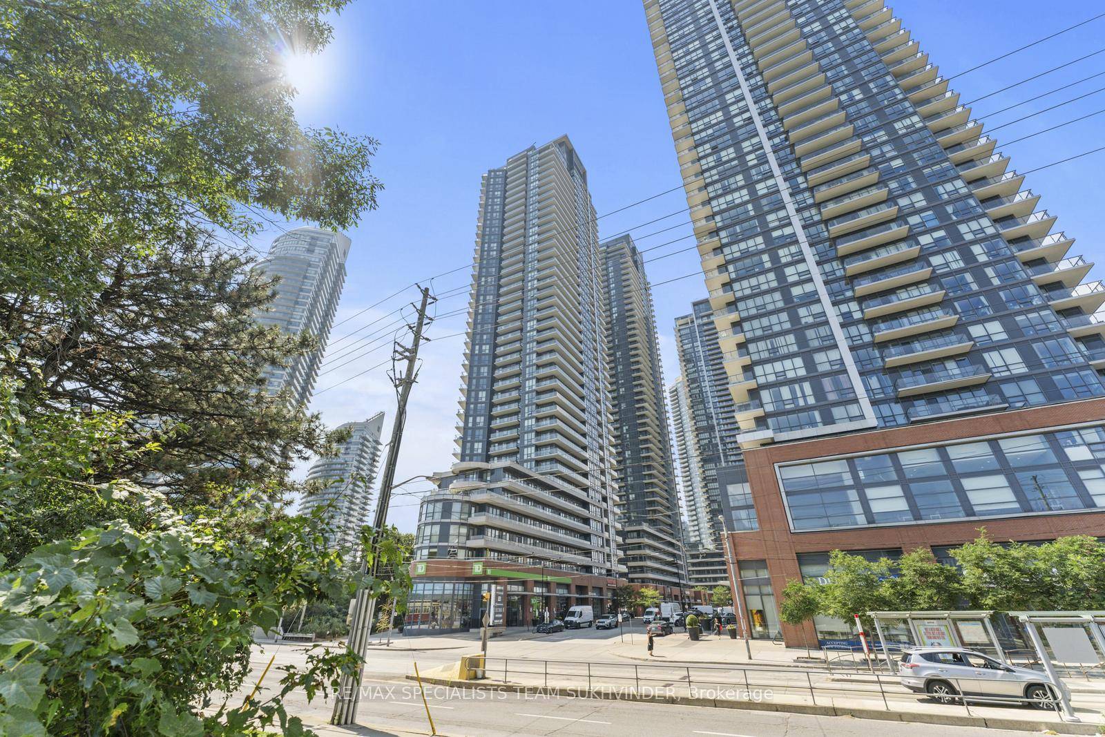 Two bedroom south west corner lower penthouse suite 1, 132 sq.