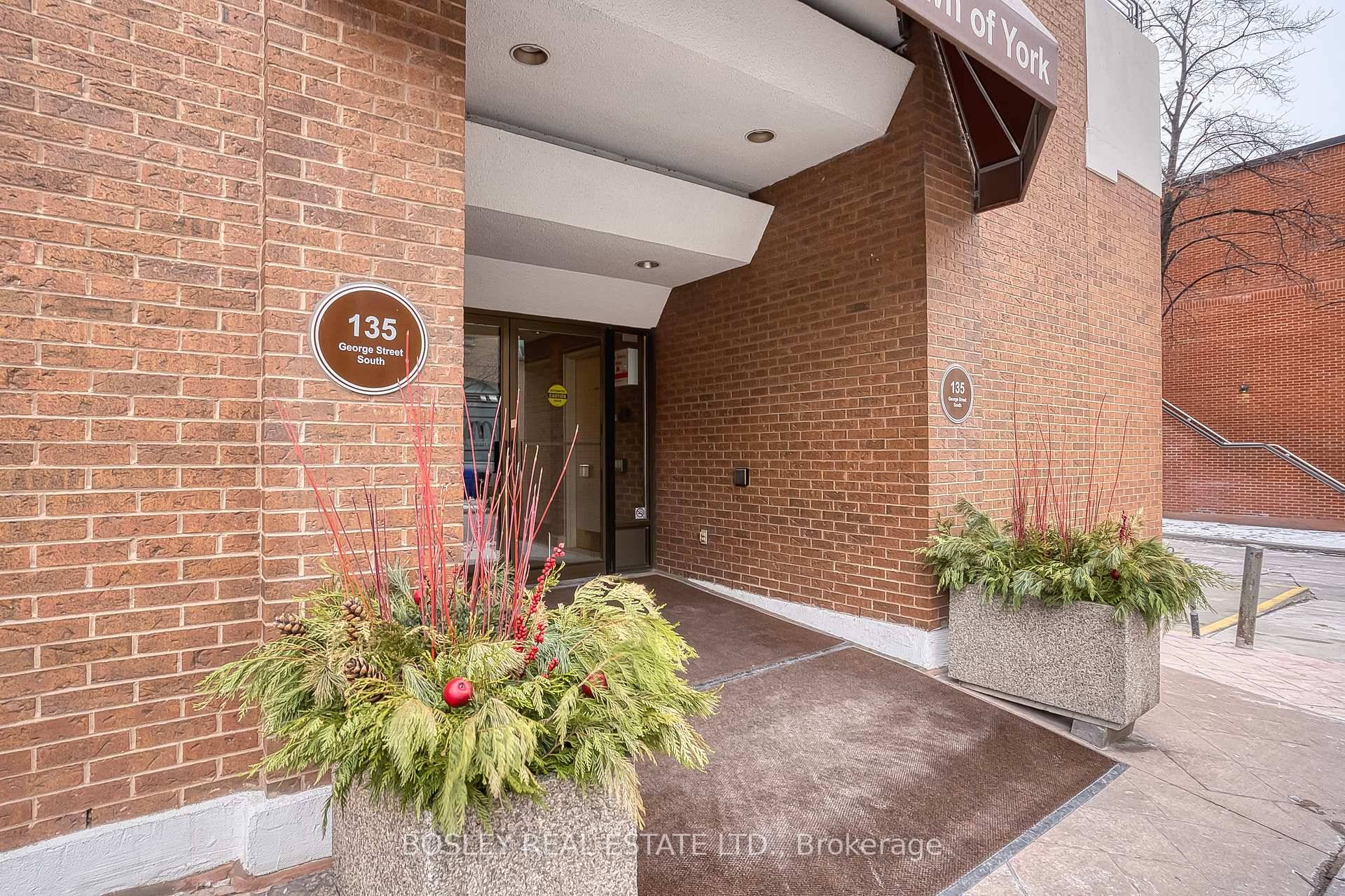 Quiet boutique building, GREAT PRICE !