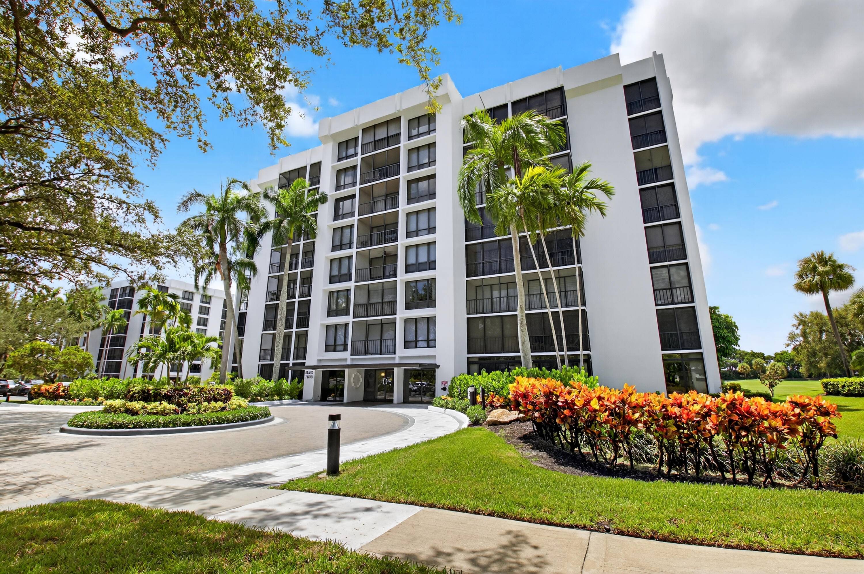 7835 Lakeside Boulevard Condo Palm Beach