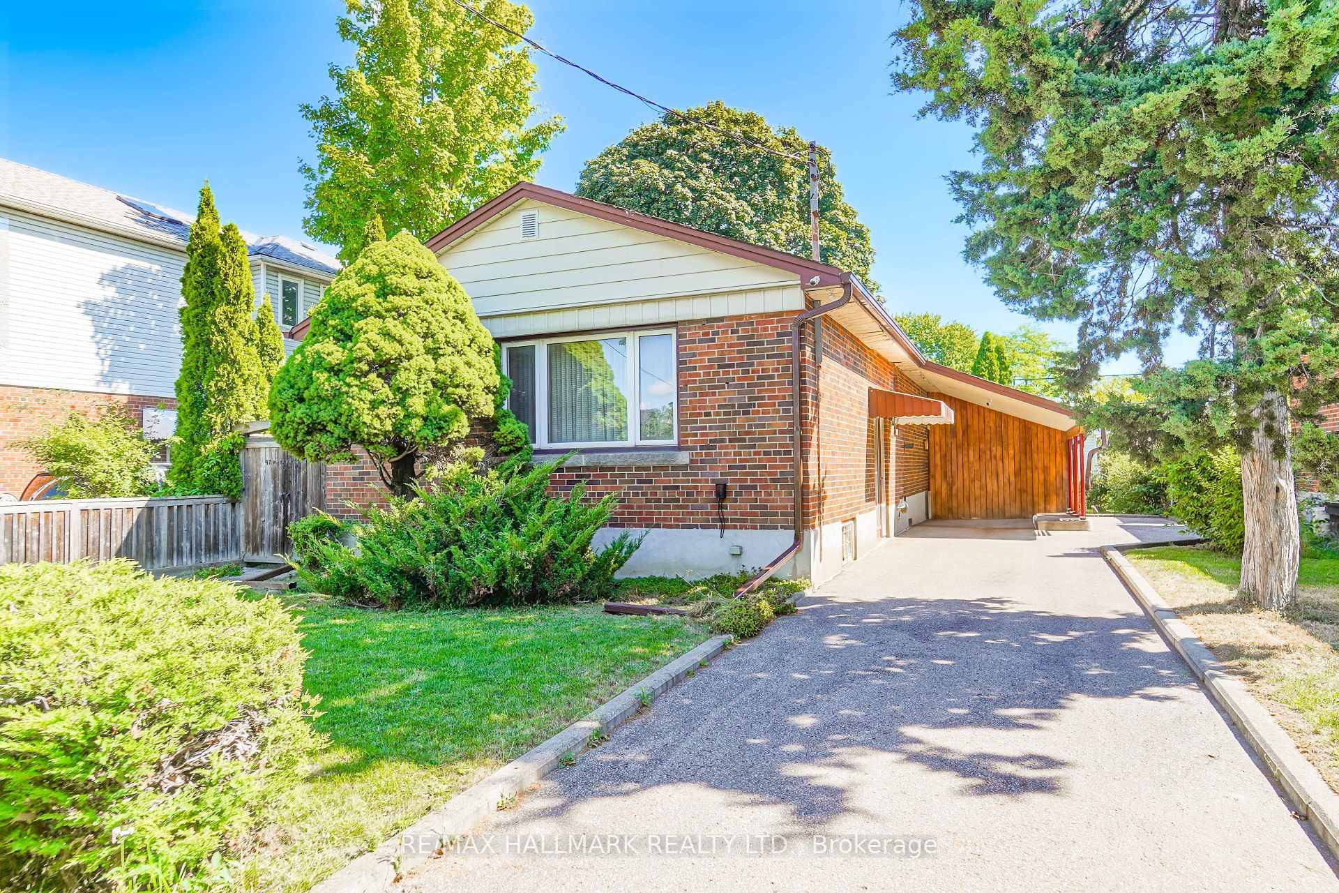 Affordable detached bungalow !