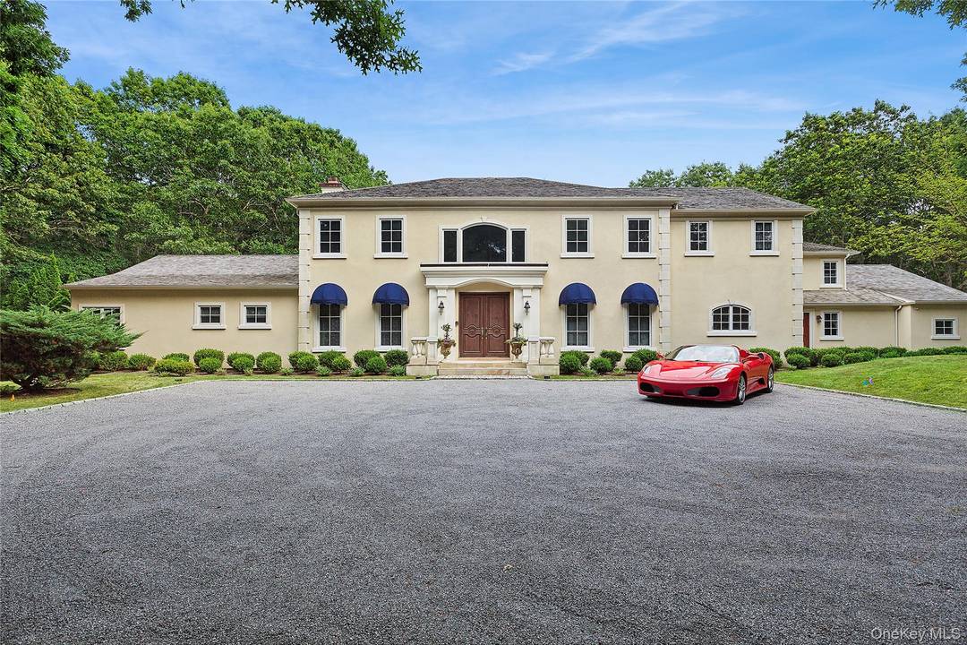 Located in the prestigious Grace Estate of East Hampton, Dancing Oaks is a magnificent French inspired compound on four park like beautiful acres sited in a nature preserve.