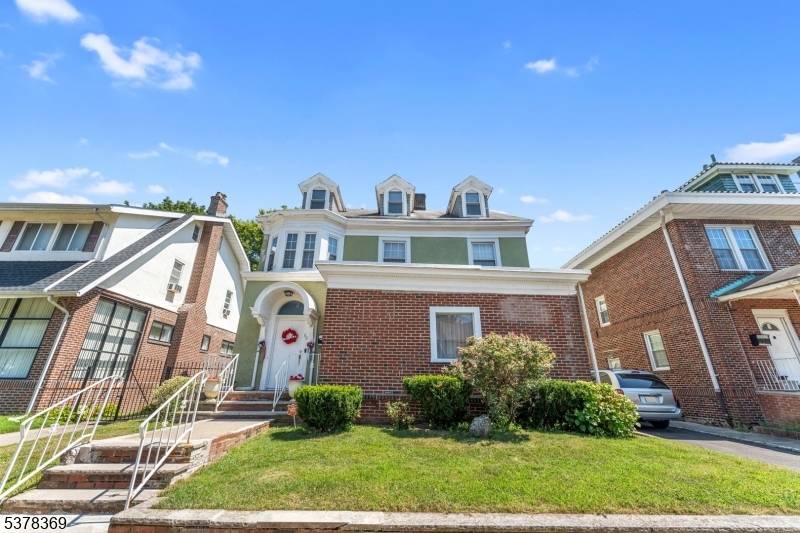 Don't be fooled by the photos, this home is massive !