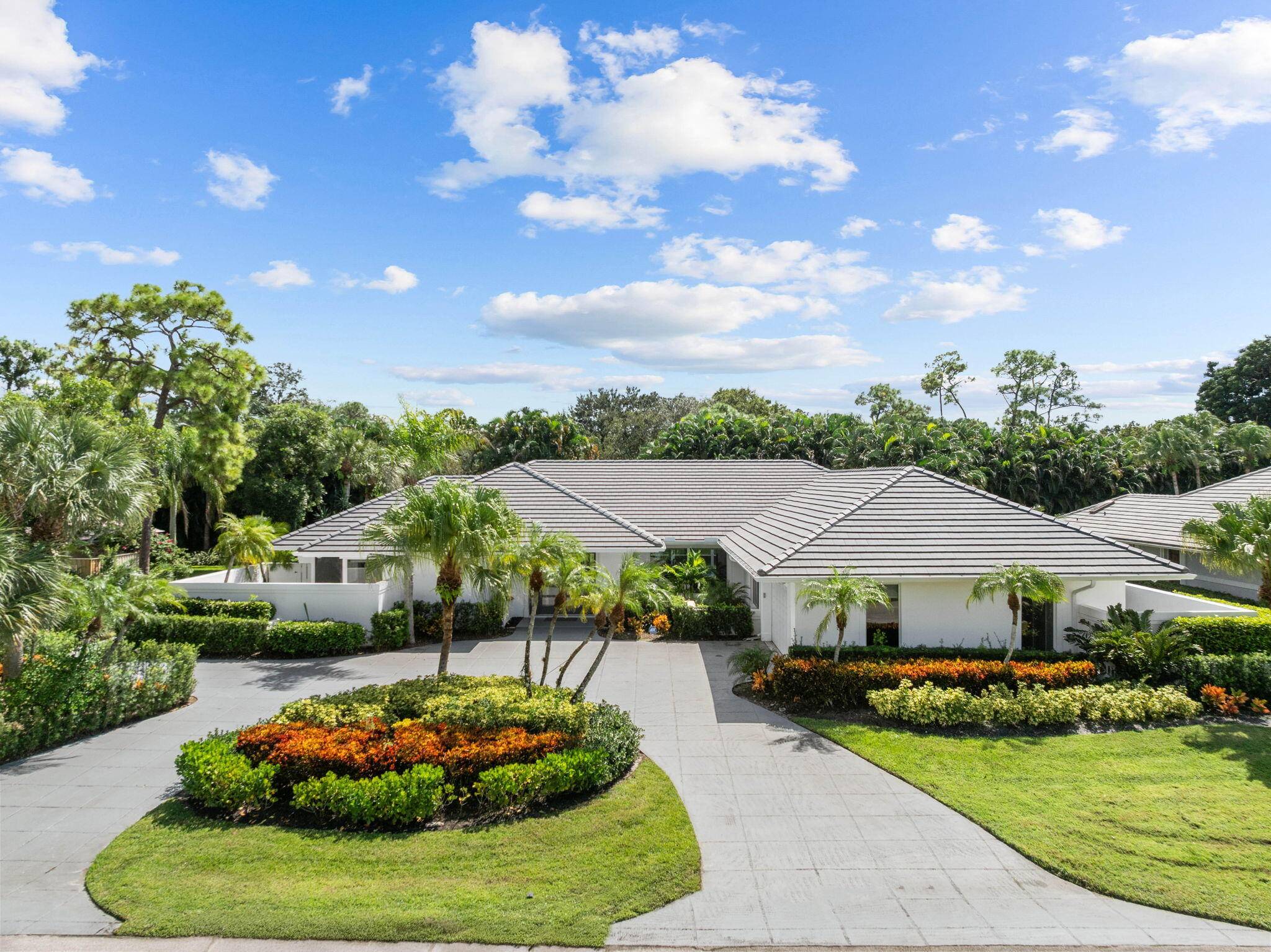 Masterfully modernized estate home in world renowned PGA National.