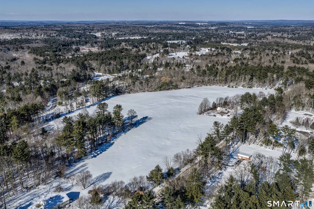 Established in 1767, this remarkable property tells a centuries old story of care, continuity, and quiet beauty.