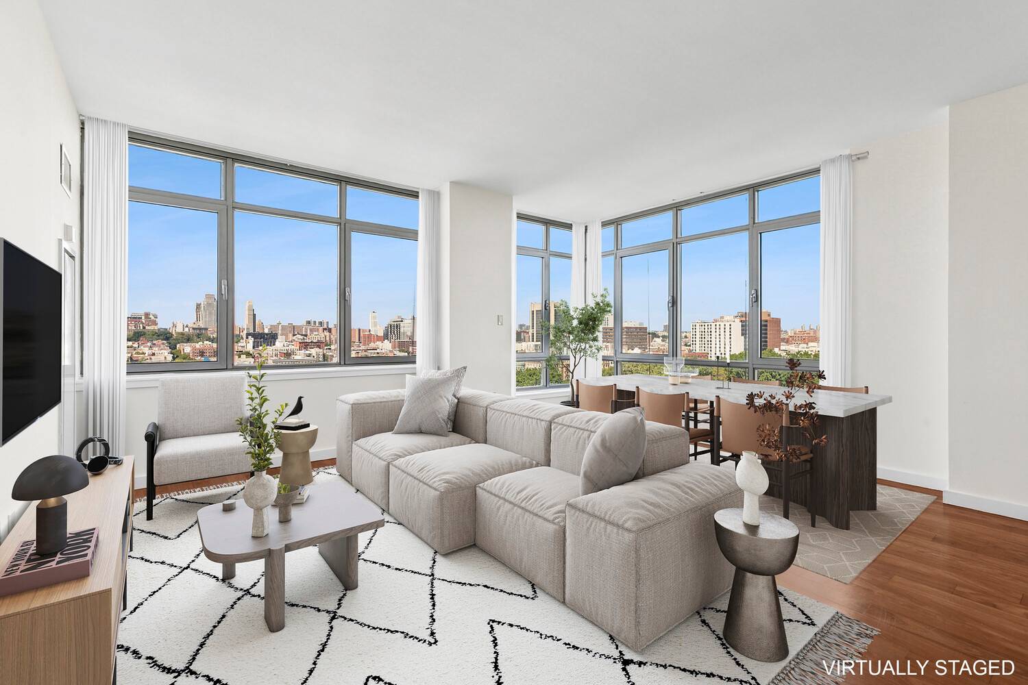 Sophisticated Urban Oasis at 5th on the Park Condominium Discover unparalleled luxury in this exquisite three bedroom, two bathroom residence at the prestigious 5th on the Park Condominium.