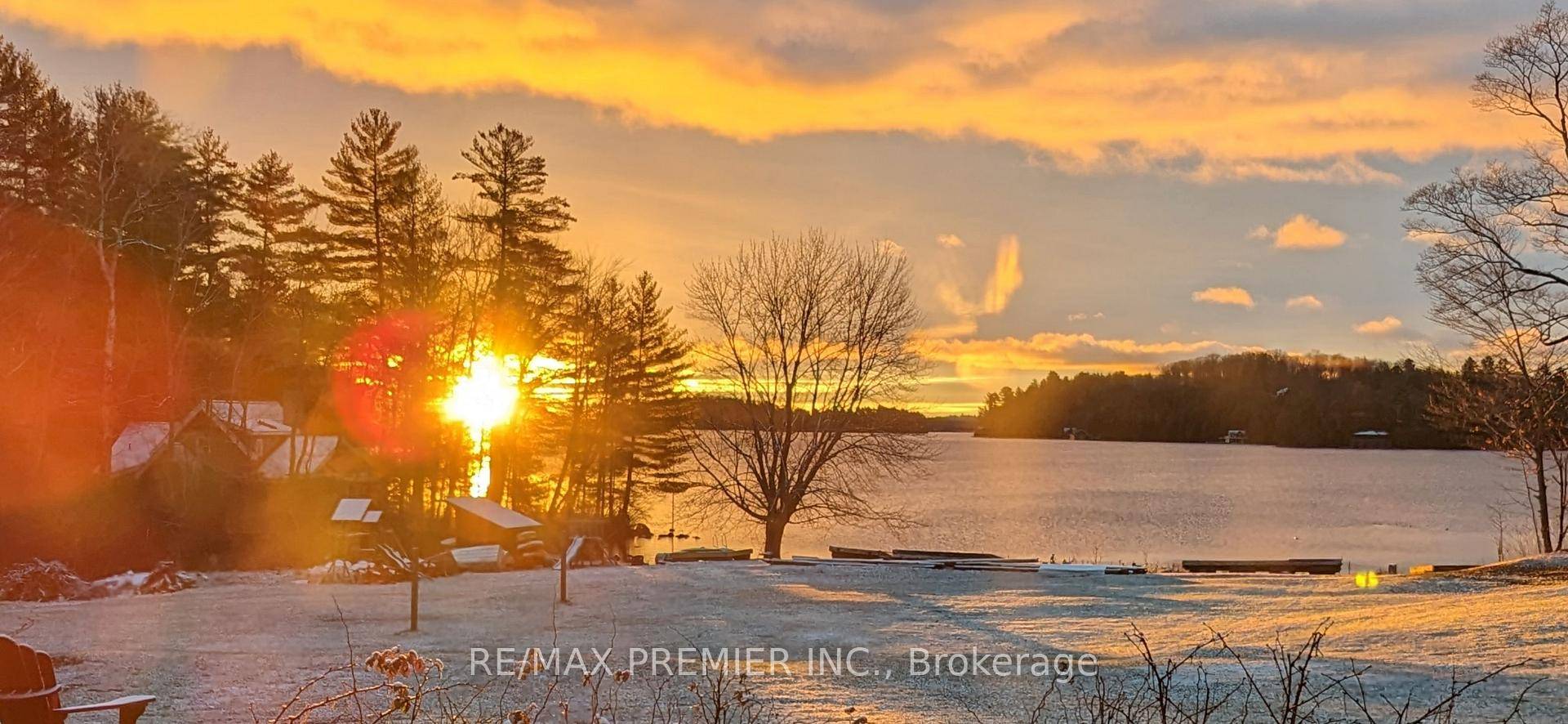 An exceptional 6. 5 acre commercial property on the shores of Lake Muskoka a rare and valuable opportunity !