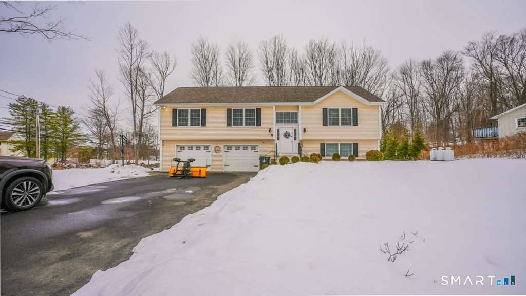 Welcome to 2 Kevin Rd Danbury CT, This home was Built in 2021 on a corner lot with great back yard space and a large driveway, It has a 2 ...