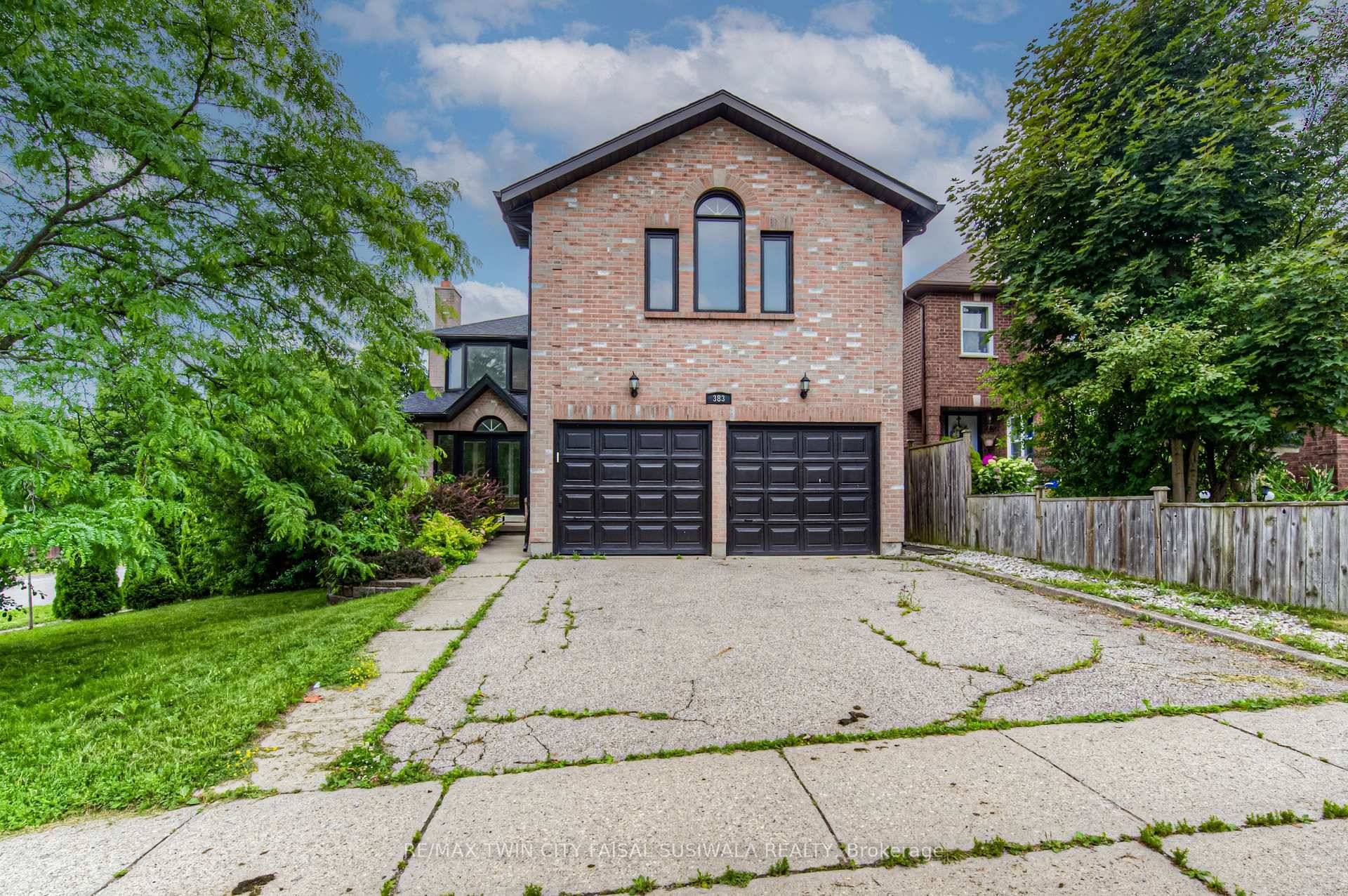 A HIDDEN GEM IN SOUGHT AFTER NORTH GALT.