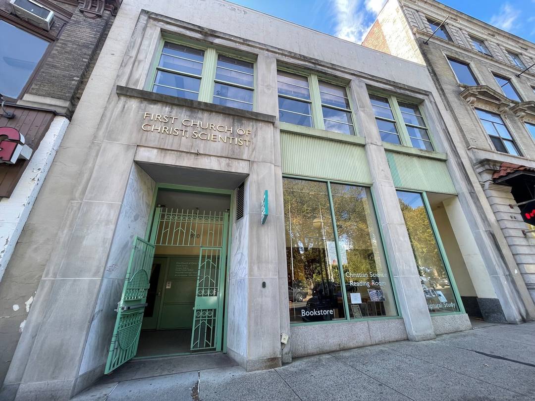 A piece of New Haven history, 950 Chapel Street, is being offered for sale.